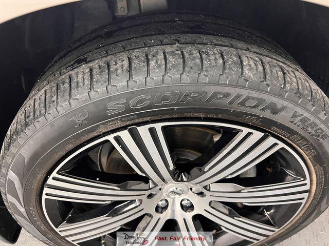 2024 Volvo XC90 B6 Plus Bright Theme 7-Seater