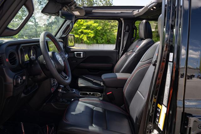 2024 Jeep Wrangler 4-Door Recon 4x4