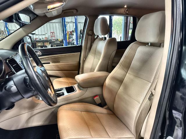 2022 Jeep Grand Cherokee Laredo E 4x4
