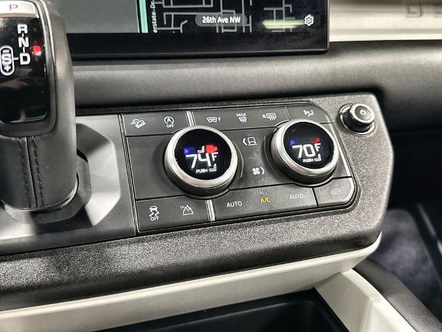 2025 Land Rover Defender 110 P300