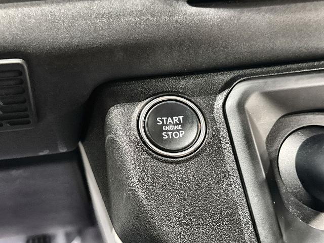 2025 Land Rover Defender 110 P300