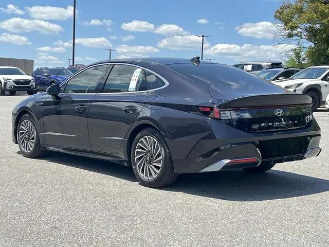 2025 Hyundai Sonata Hybrid SEL