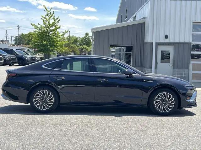 2025 Hyundai Sonata Hybrid SEL