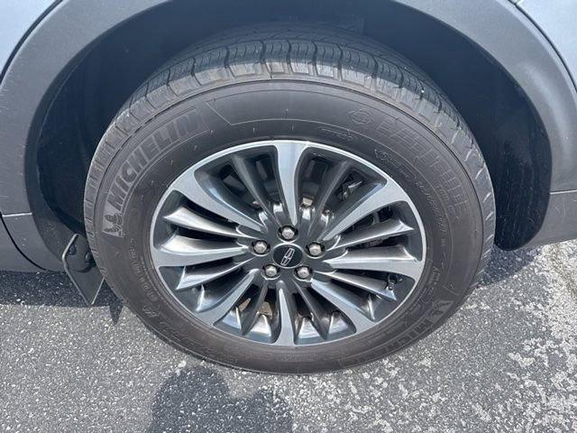 2023 Lincoln Nautilus Standard