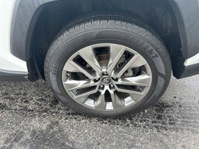 2019 Toyota RAV4 XLE Premium