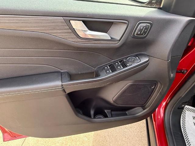 2024 Ford Escape Platinum