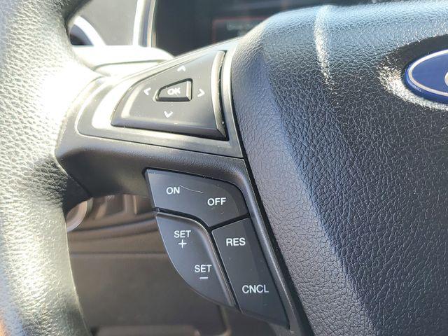 2023 Ford Edge SE