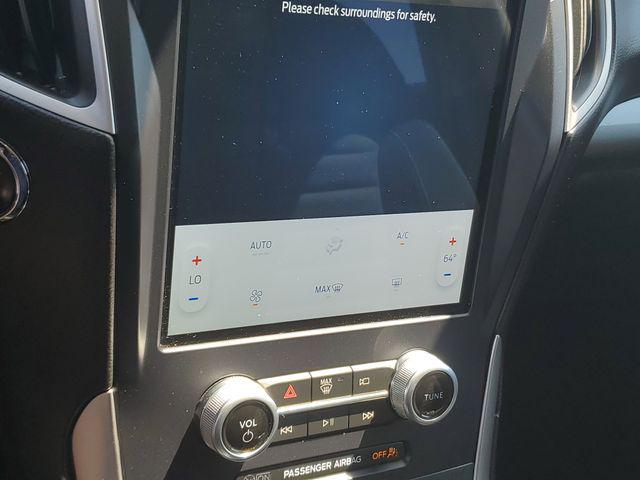 2023 Ford Edge SE