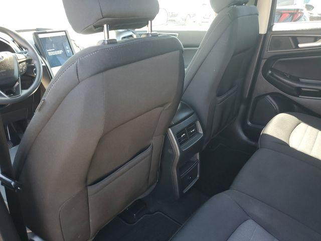 2023 Ford Edge SE