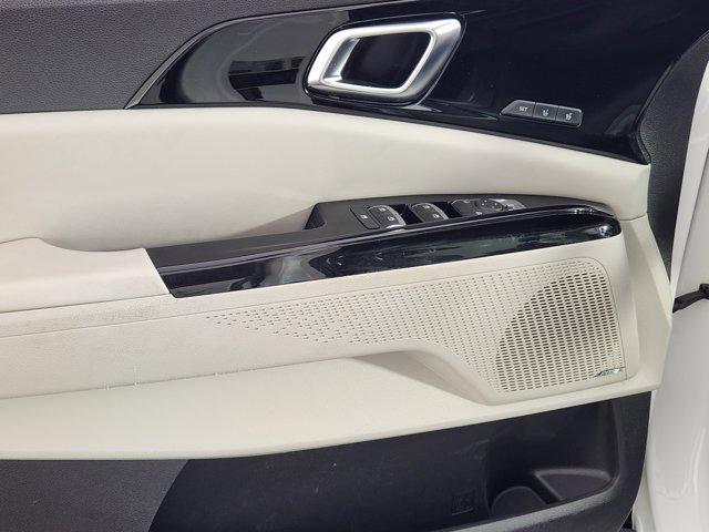2023 Kia Carnival MPV SX Prestige