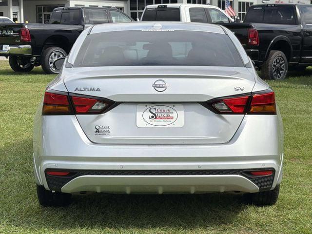 2024 Nissan Altima SV FWD