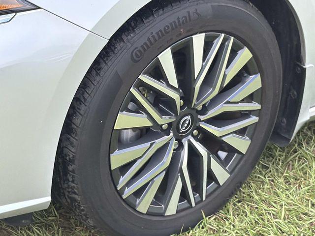 2024 Nissan Altima SV FWD