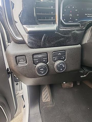 2022 Chevrolet Silverado 1500 4WD Crew Cab Standard Bed LT