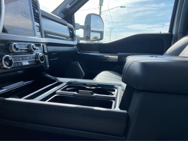 2025 Ford F-250 Platinum