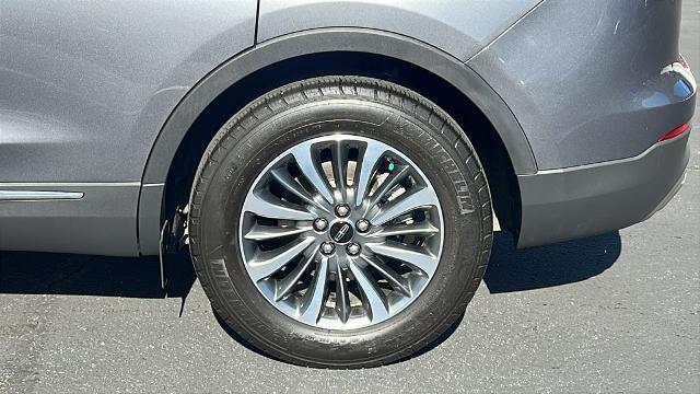 2022 Lincoln Nautilus Standard