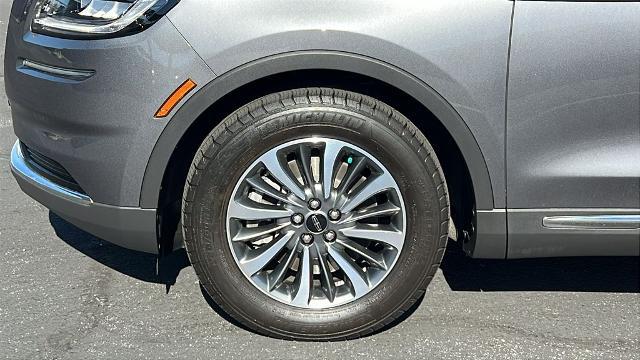 2022 Lincoln Nautilus Standard