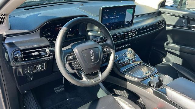 2022 Lincoln Nautilus Standard