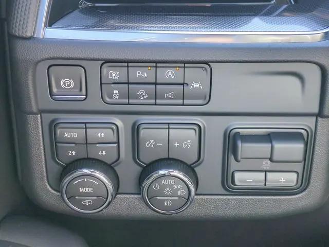 2026 Chevrolet Tahoe 4WD RST