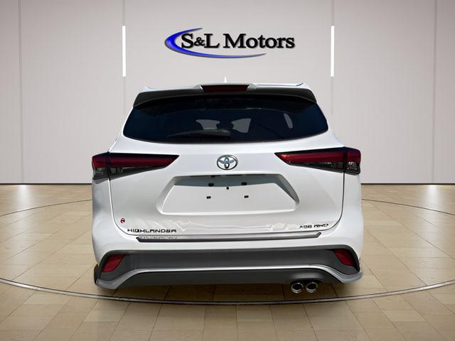 2022 Toyota Highlander XSE