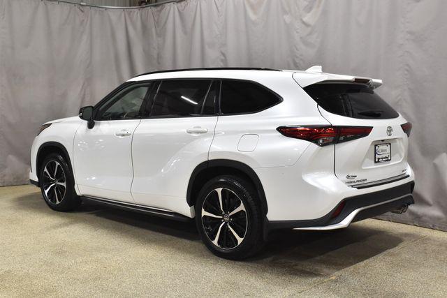2022 Toyota Highlander XSE