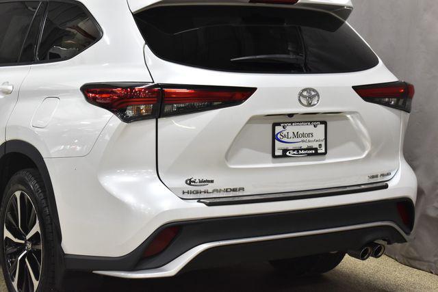2022 Toyota Highlander XSE