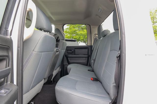 2019 Ram 1500 Classic Express Quad Cab 4x4 6'4" Box