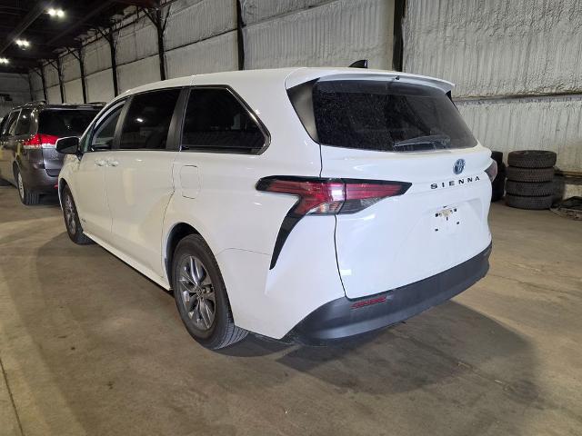 2021 Toyota Sienna LE