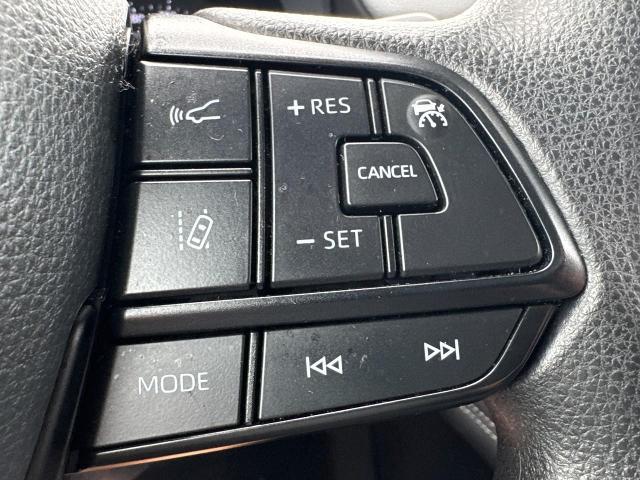 2025 Toyota Sienna LE