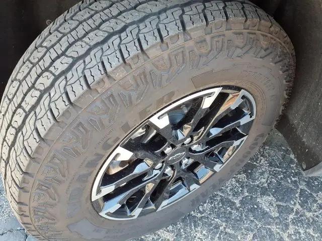 2025 Chevrolet Traverse AWD Z71