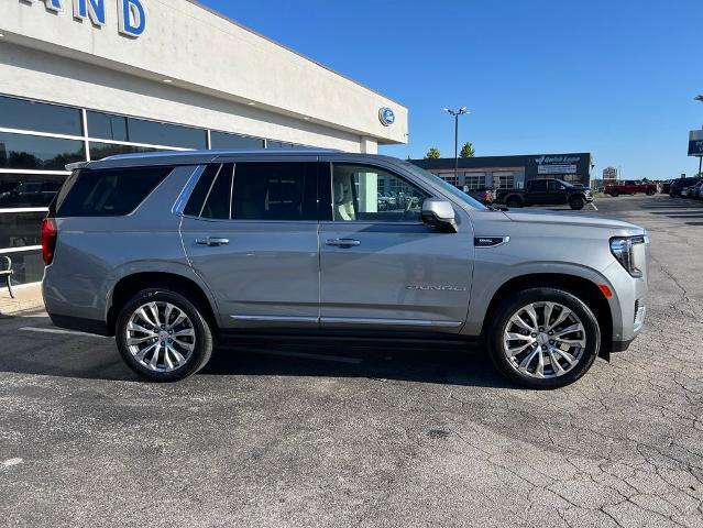 2023 GMC Yukon 4WD Denali