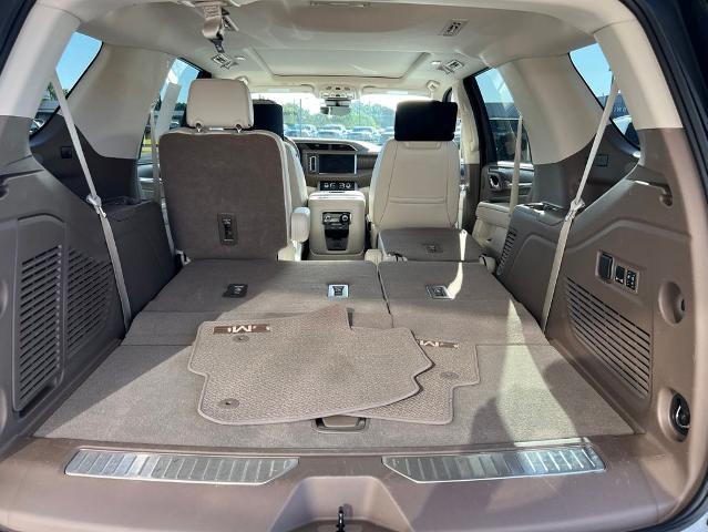 2023 GMC Yukon 4WD Denali