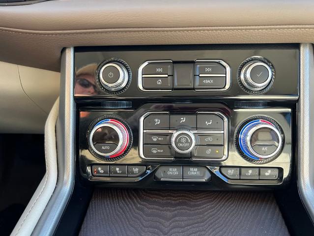 2023 GMC Yukon 4WD Denali
