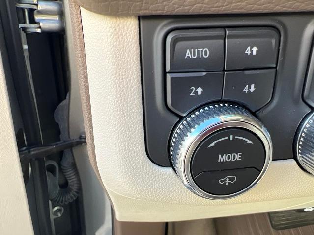 2023 GMC Yukon 4WD Denali