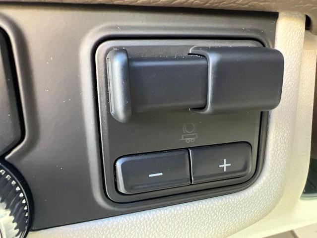 2023 GMC Yukon 4WD Denali