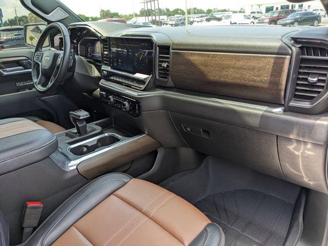 2025 Chevrolet Silverado 1500 4WD Crew Cab Short Bed High Country