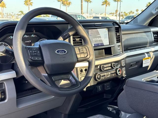 2025 Ford F-350 XLT