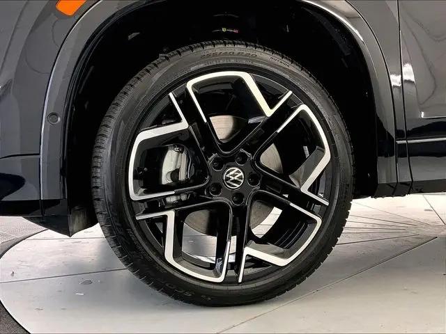 2026 Volkswagen Tiguan SEL R-Line Turbo