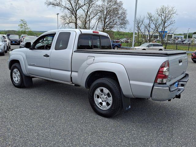 2013 Toyota Tacoma Base