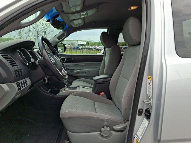 2013 Toyota Tacoma Base