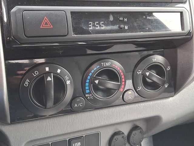 2013 Toyota Tacoma Base