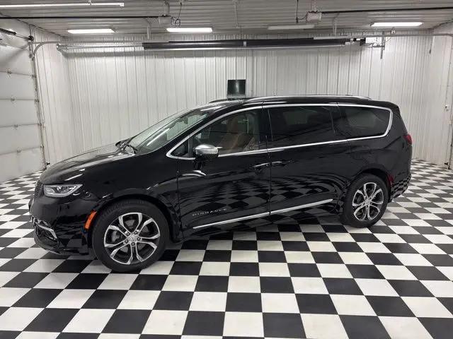 2026 Chrysler Pacifica Pinnacle AWD for sale in Rochester, MN