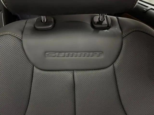 2026 Jeep Grand Cherokee L Summit 4x4