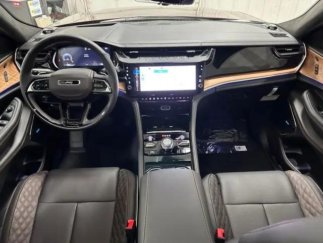 2026 Jeep Grand Cherokee L Summit 4x4