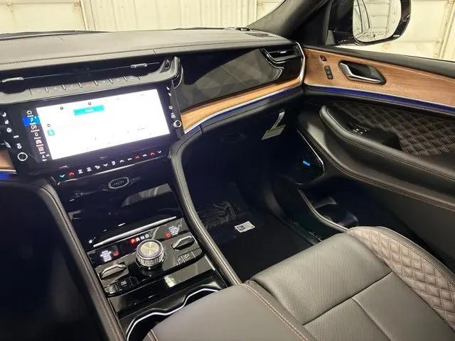 2026 Jeep Grand Cherokee L Summit 4x4