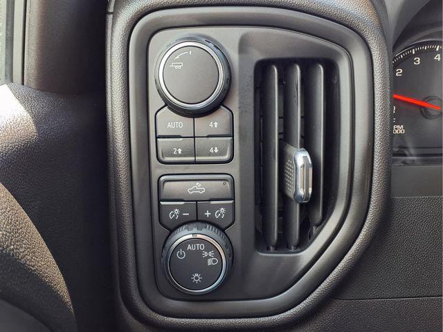 2024 Chevrolet Silverado 1500 4WD Crew Cab Short Bed Custom Trail Boss