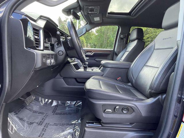 2023 GMC Sierra 1500 4WD Crew Cab Short Box Denali