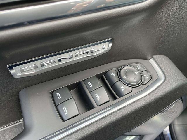 2023 GMC Sierra 1500 4WD Crew Cab Short Box Denali