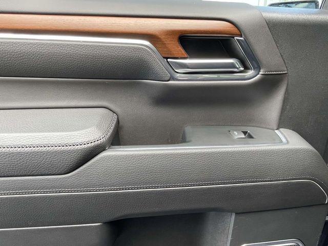 2023 GMC Sierra 1500 4WD Crew Cab Short Box Denali