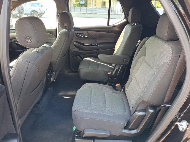 2023 Chevrolet Traverse AWD LT Cloth