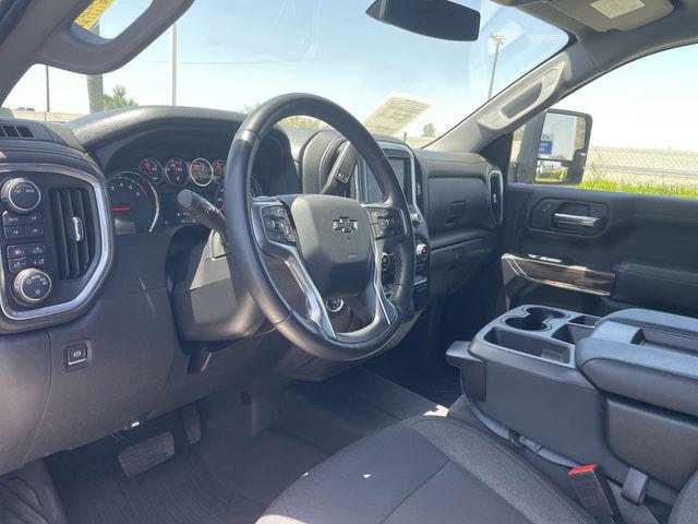 2022 Chevrolet Silverado 1500 4WD Crew Cab Standard Bed RST